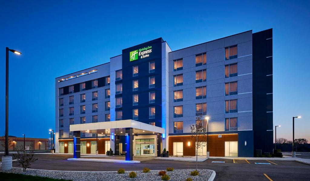 Holiday Inn Express & Suites Trois Rivieres